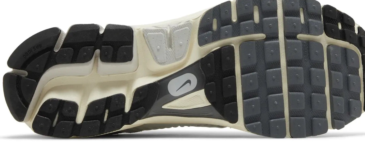 Tint Vomero Zoom Nike 5 Platinum 0619